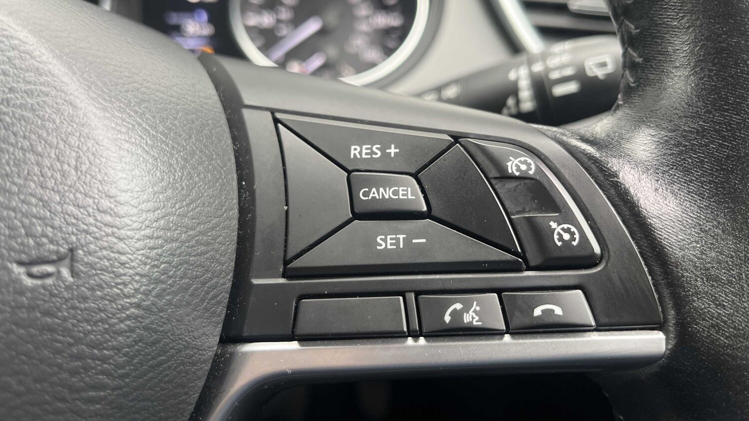 Used Nissan Qashqai 2017 for sale - 76045190: Photo 18