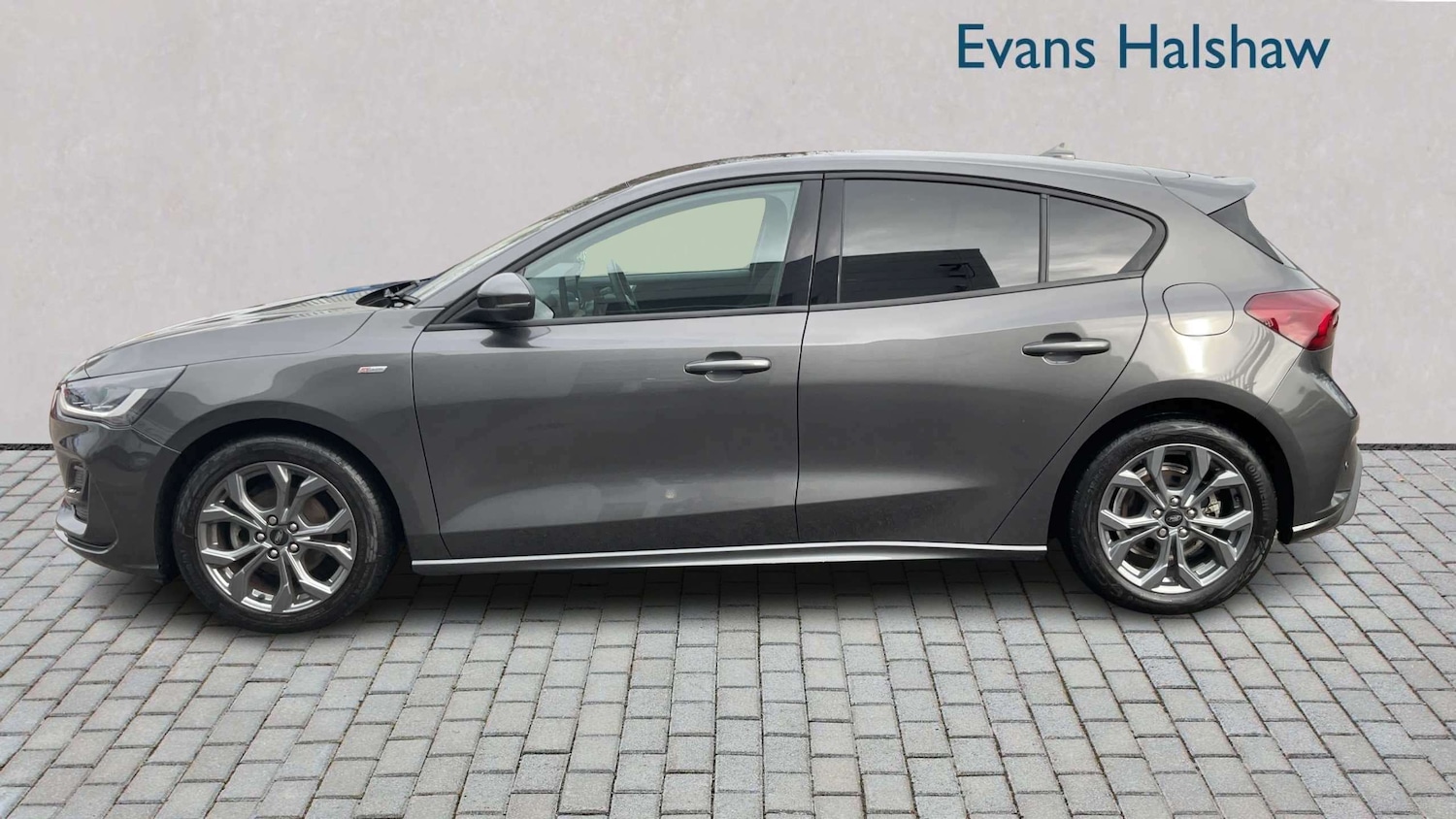 Used Ford Focus 2023 for sale - 77787065: Photo 3