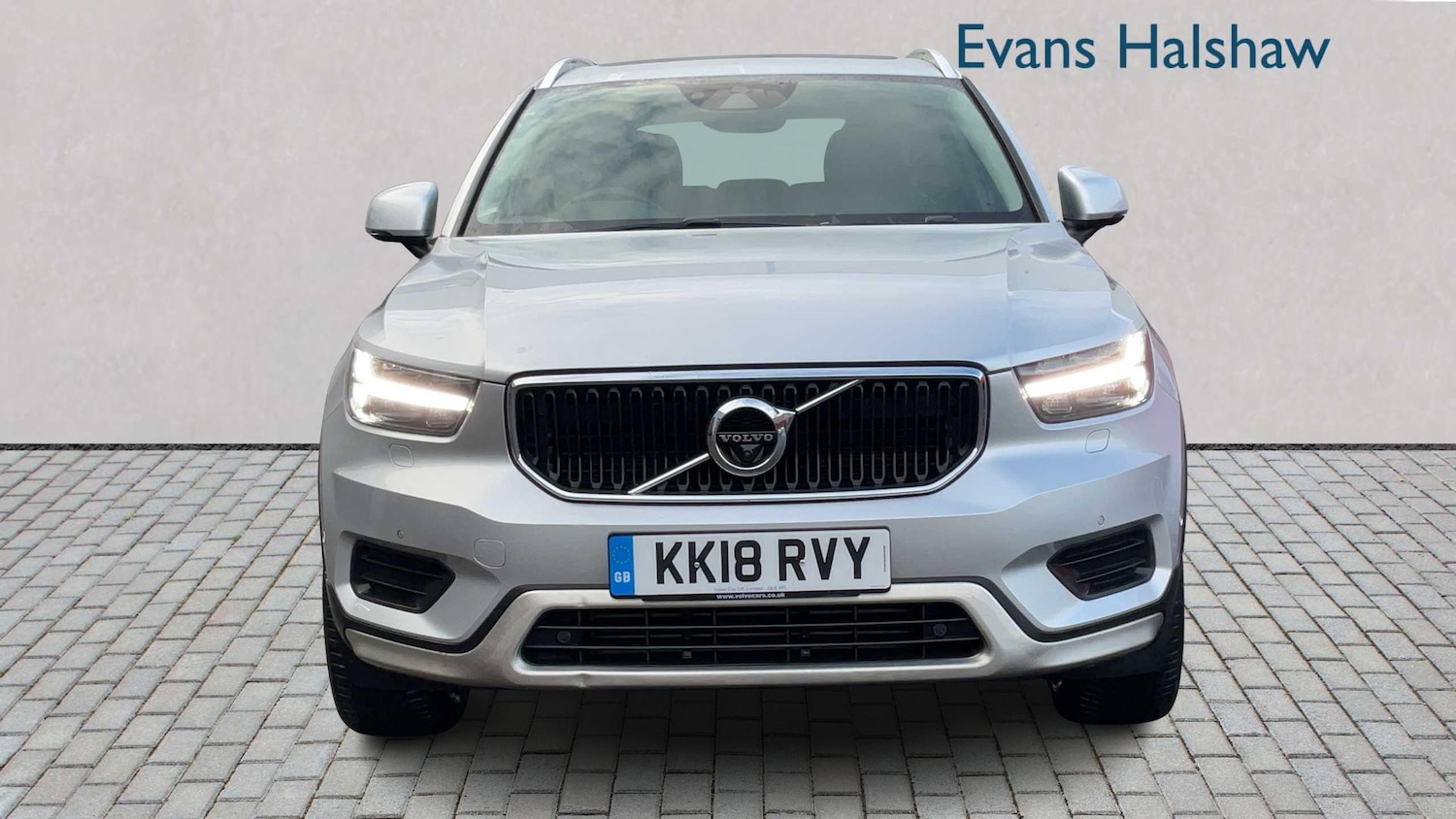 Used Volvo XC40 2018 for sale - 77206429: Photo 4