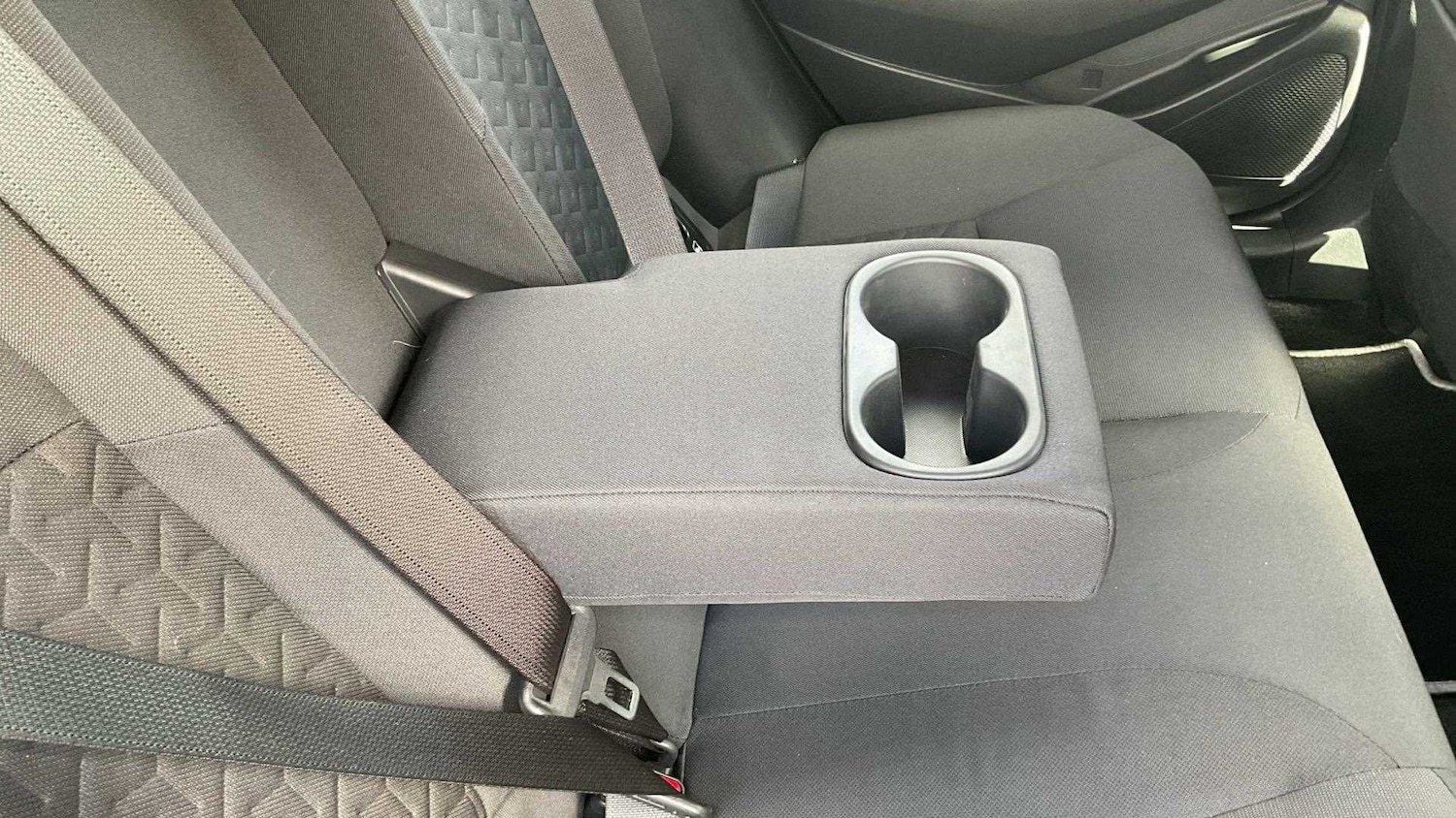 Used Toyota Corolla 2020 for sale - 76624634: Photo 19