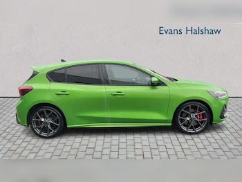 Used Ford Focus 2022 for sale - 78881161: Photo