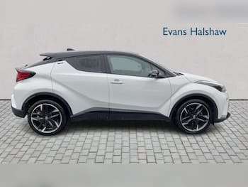 Used Toyota C-HR 2023 for sale - 79672167: Photo