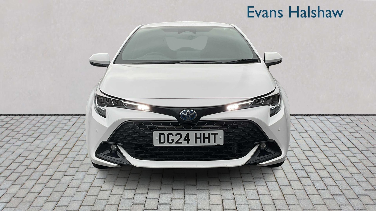 Used Toyota Corolla 2024 for sale - 76339566: Photo 2