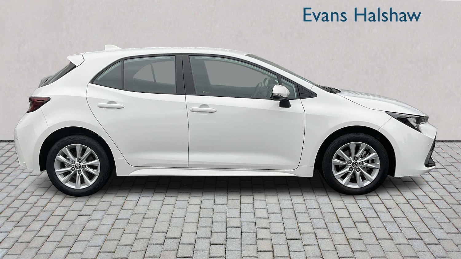 Used Toyota Corolla 2024 for sale - 76339566: Photo 3