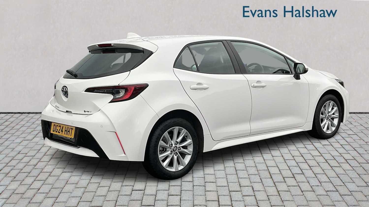 Used Toyota Corolla 2024 for sale - 76339566: Photo 4