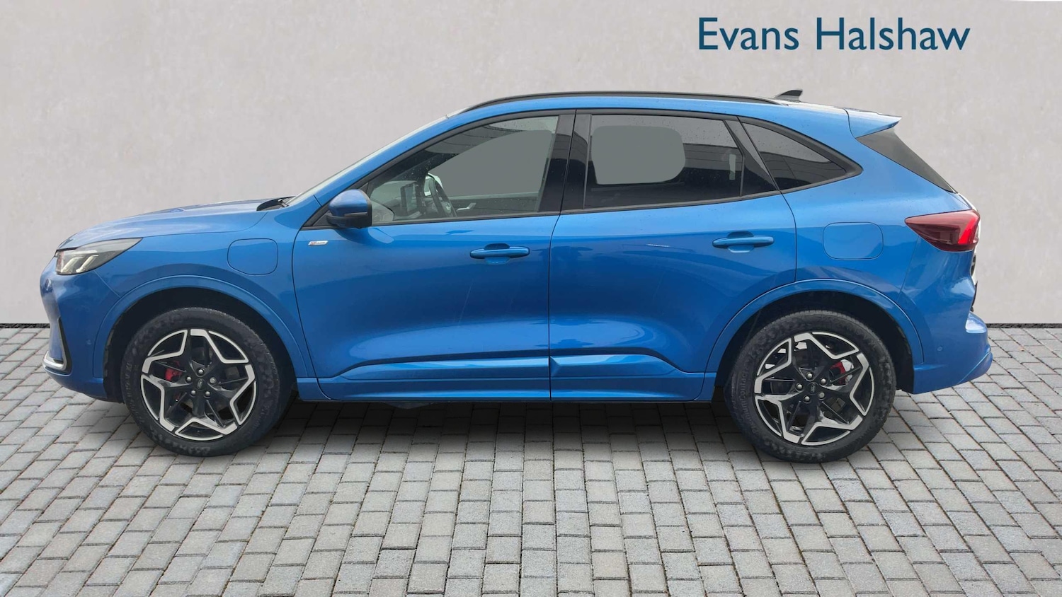 Used Ford Kuga 2025 for sale - 77661354: Photo 3