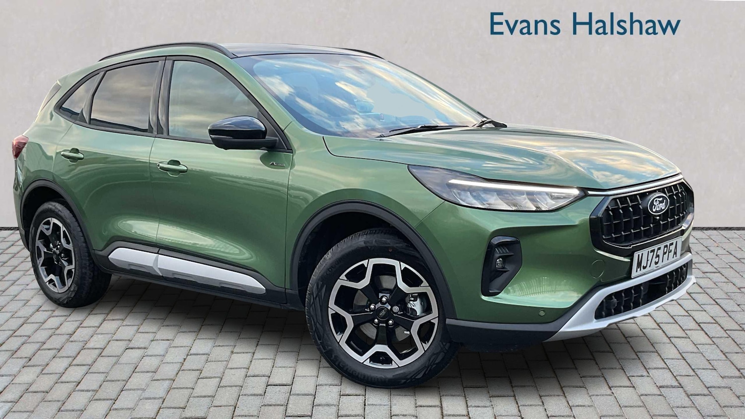 Used Ford Kuga 2025 for sale - 76916260: Photo 1