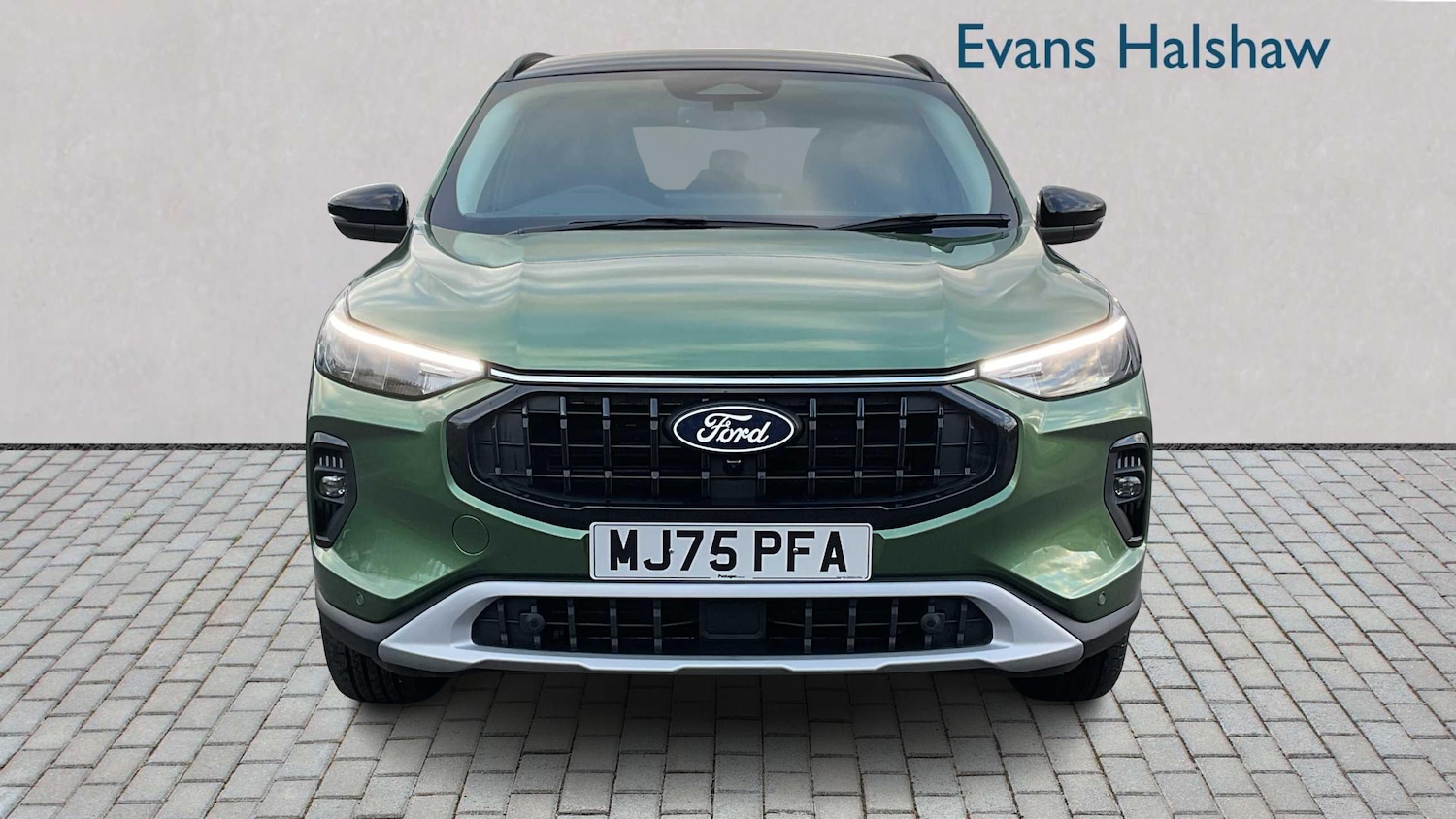 Used Ford Kuga 2025 for sale - 76916260: Photo 2