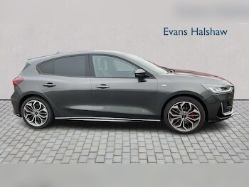 Used Ford Focus 2022 for sale - 76156214: Photo 3