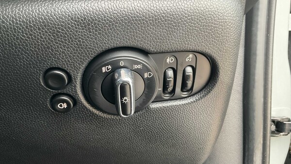 Used MINI Hatch 2022 for sale - 75993941: Photo 27
