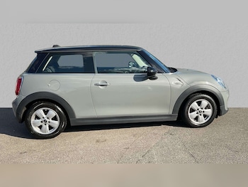 Used MINI Hatch 2018 for sale - 76087781: Photo 3