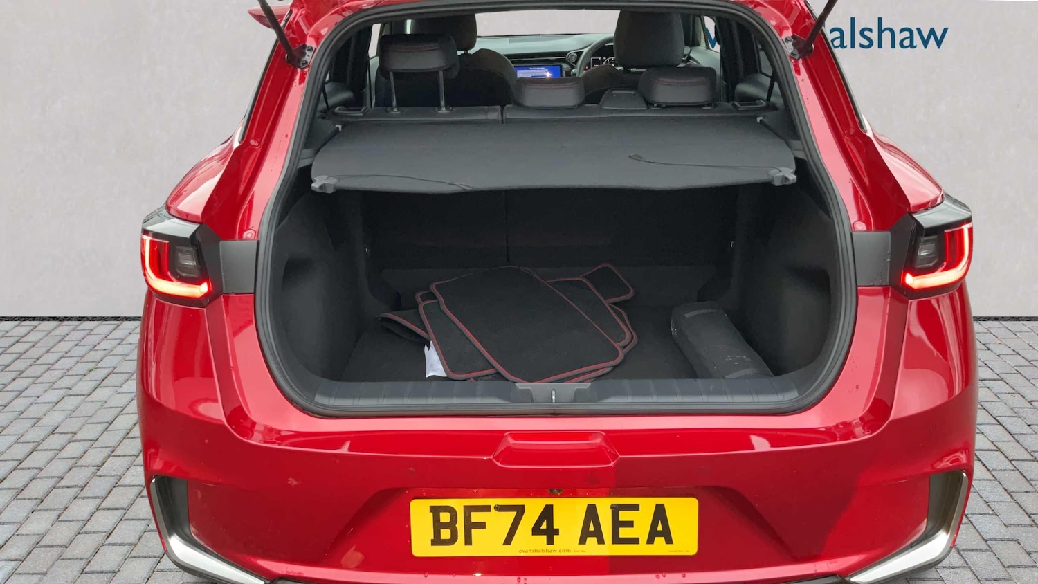 Used Lexus LBX 2024 for sale - 77134725: Photo 7