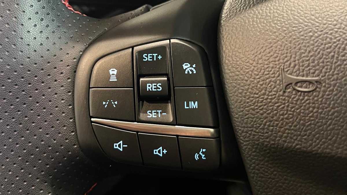 Used Ford Kuga 2025 for sale - 77233113: Photo 25