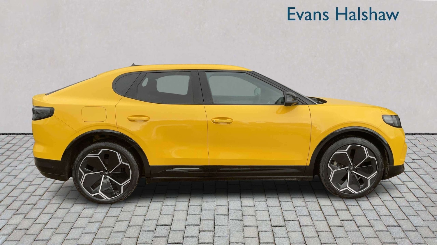 Used Ford Capri 2025 for sale - 78208917: Photo 3