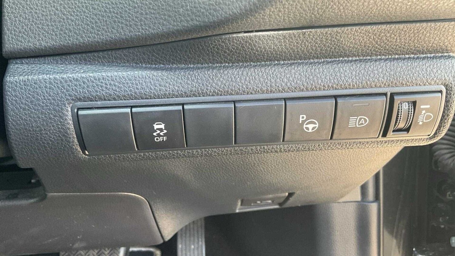 Used Toyota Corolla 2020 for sale - 76705203: Photo 29