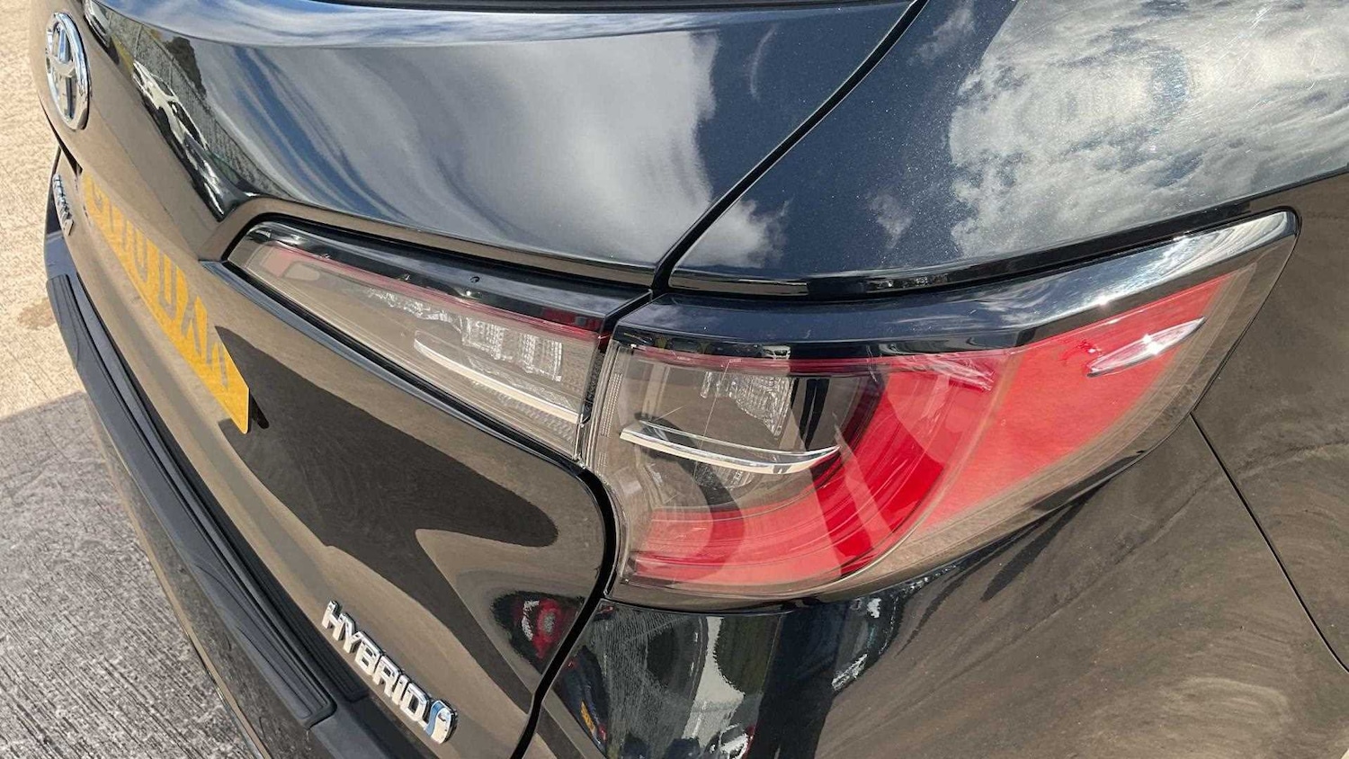 Used Toyota Corolla 2020 for sale - 76705203: Photo 32