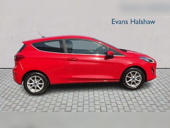 Used Ford Fiesta 2017 for sale - 79486516: Photo