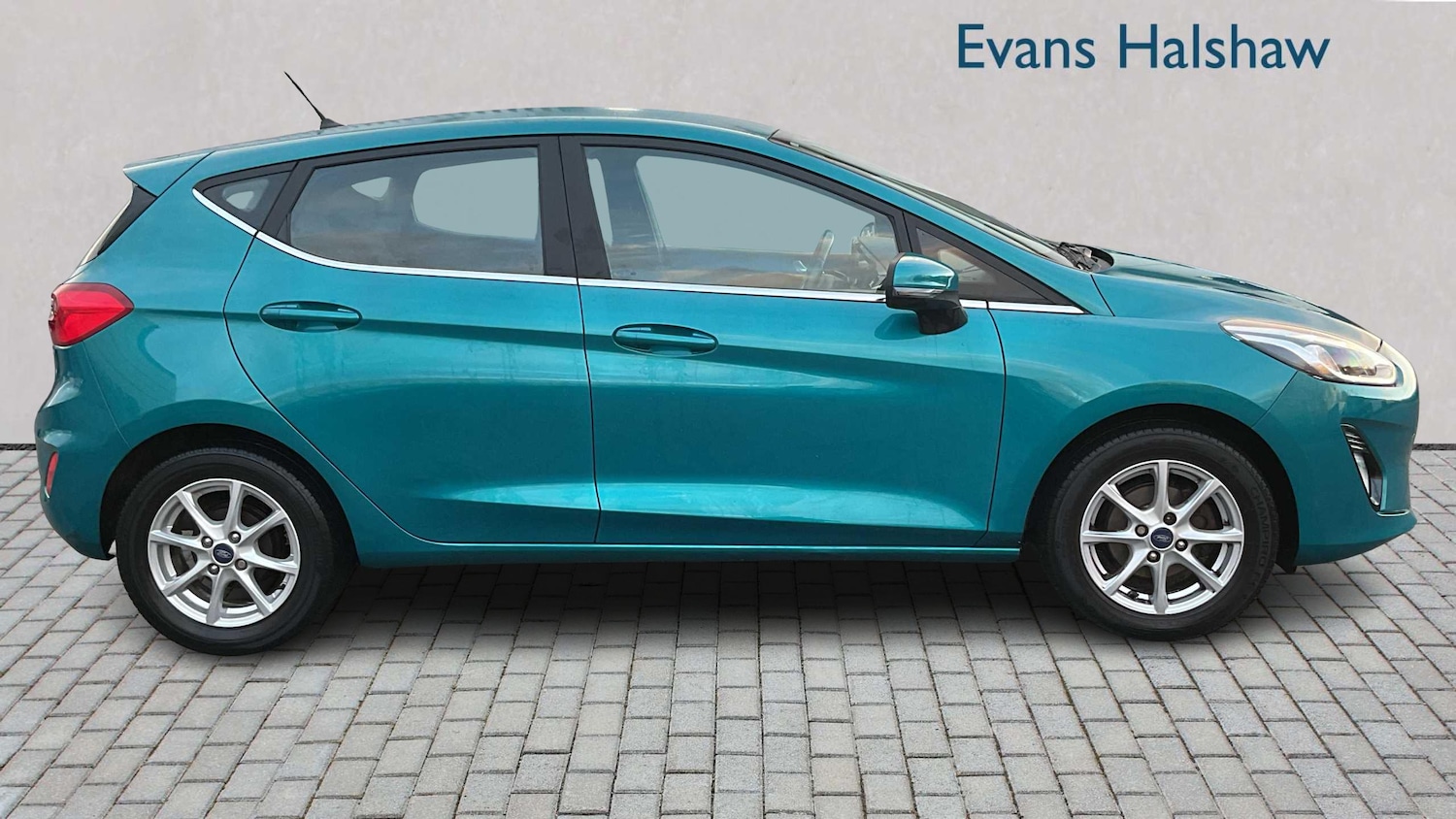 Used Ford Fiesta 2018 for sale - 76902289: Photo 3
