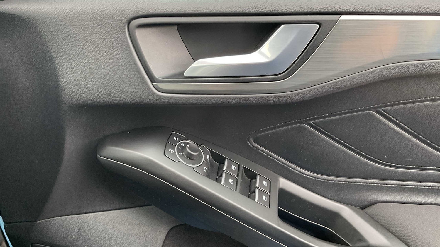 Used Ford Focus 2023 for sale - 76421271: Photo 17