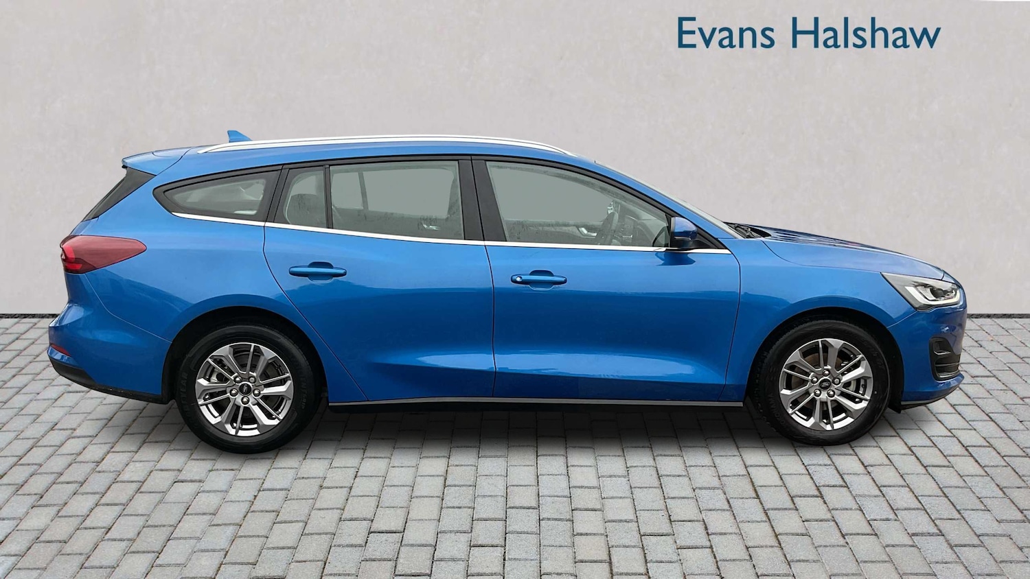 Used Ford Focus 2023 for sale - 76421271: Photo 3