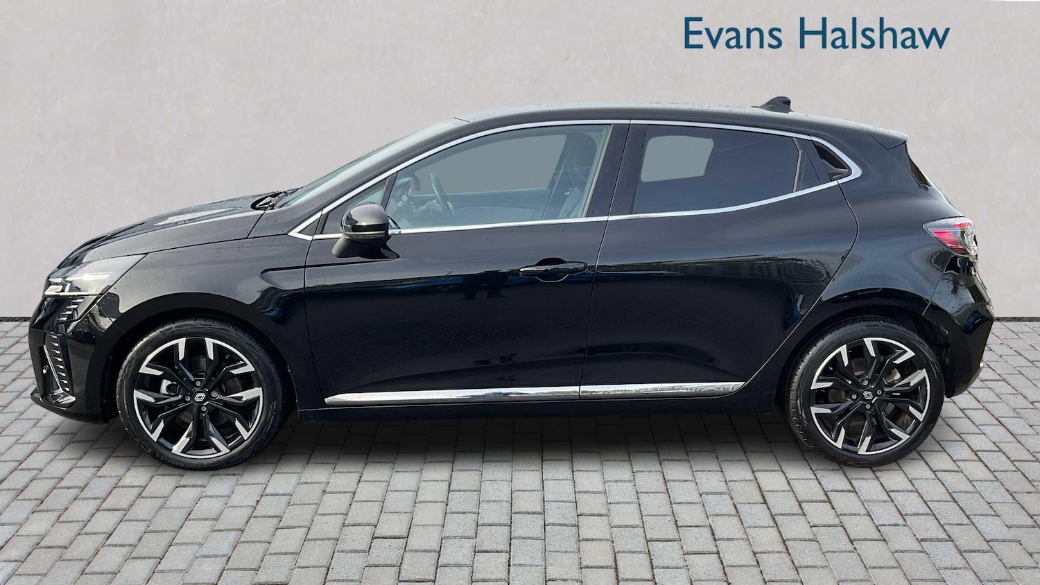 Used Renault Clio 2024 for sale - 76411373: Photo 7