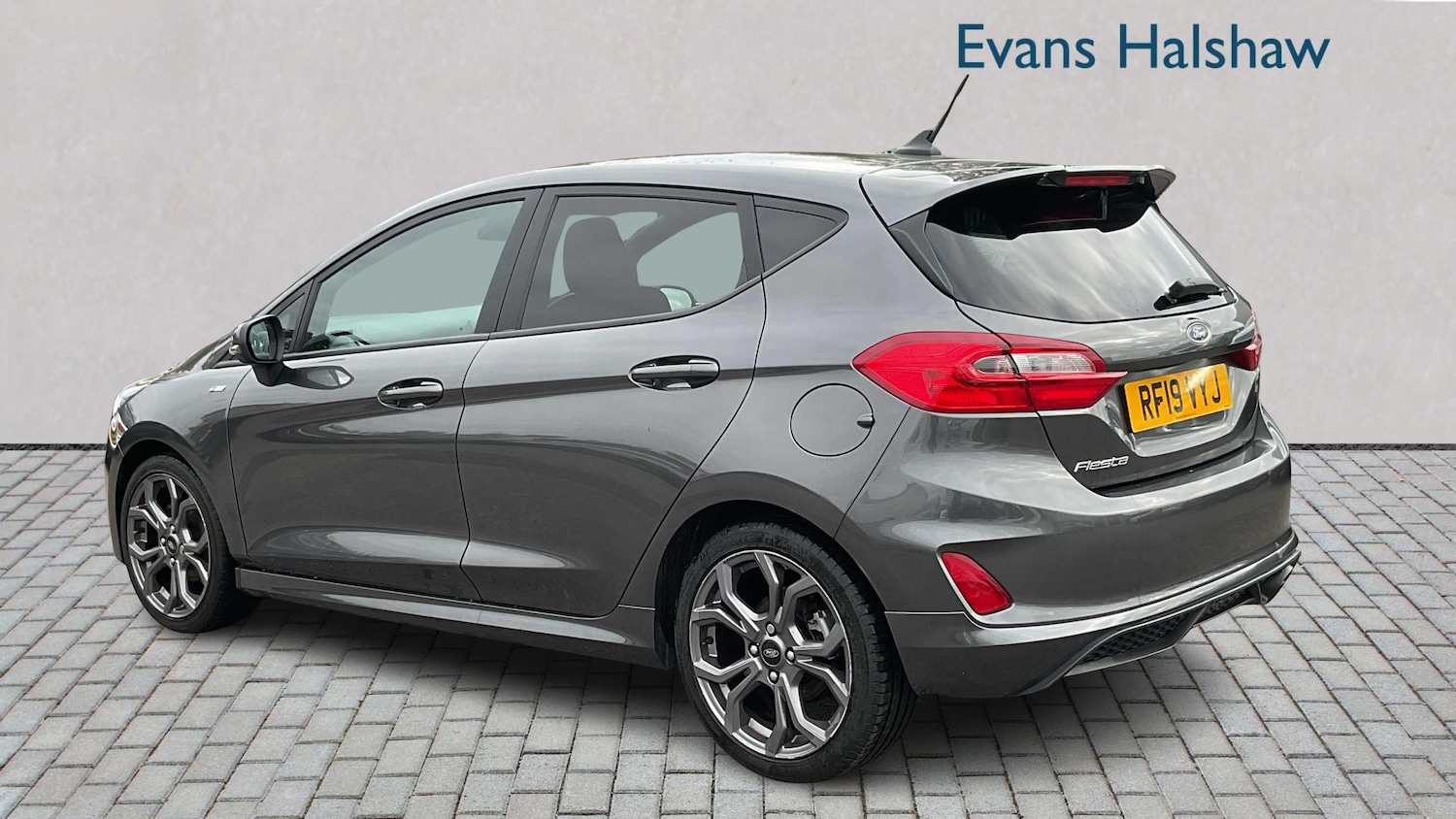 Used Ford Fiesta 2019 for sale - 76310798: Photo 4