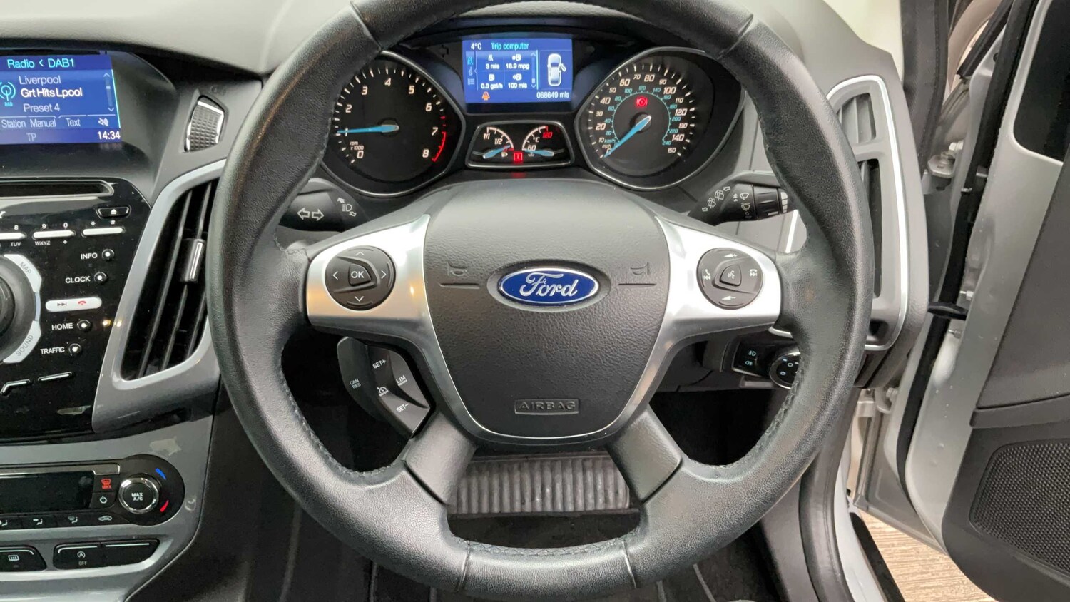 Used Ford Focus 2014 for sale - 77429196: Photo 9