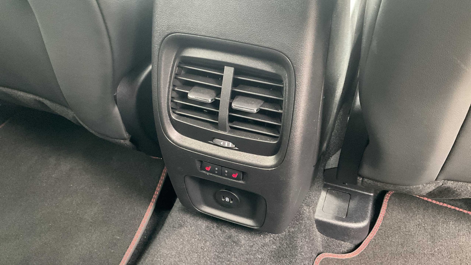 Used Ford Kuga 2024 for sale - 76636629: Photo 17