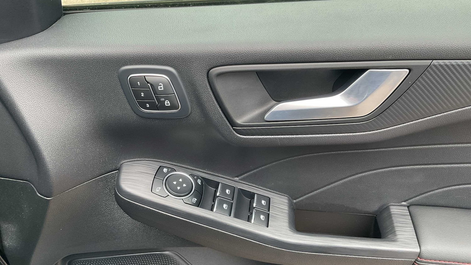 Used Ford Kuga 2024 for sale - 76636629: Photo 31