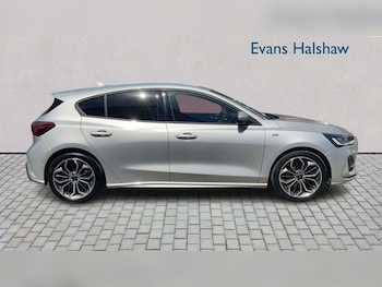 Used Ford Focus 2024 for sale - 78743781: Photo