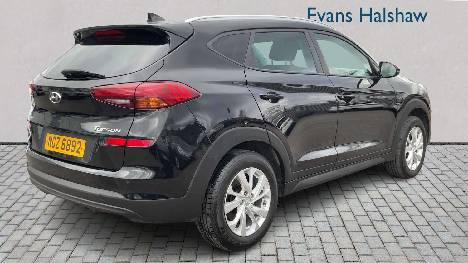 Used Hyundai TUCSON 2019 for sale - 77827331: Photo 2