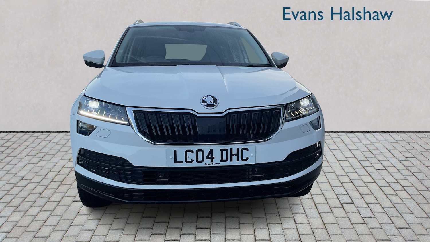 Used Skoda Karoq for sale - 76390766: Photo 2