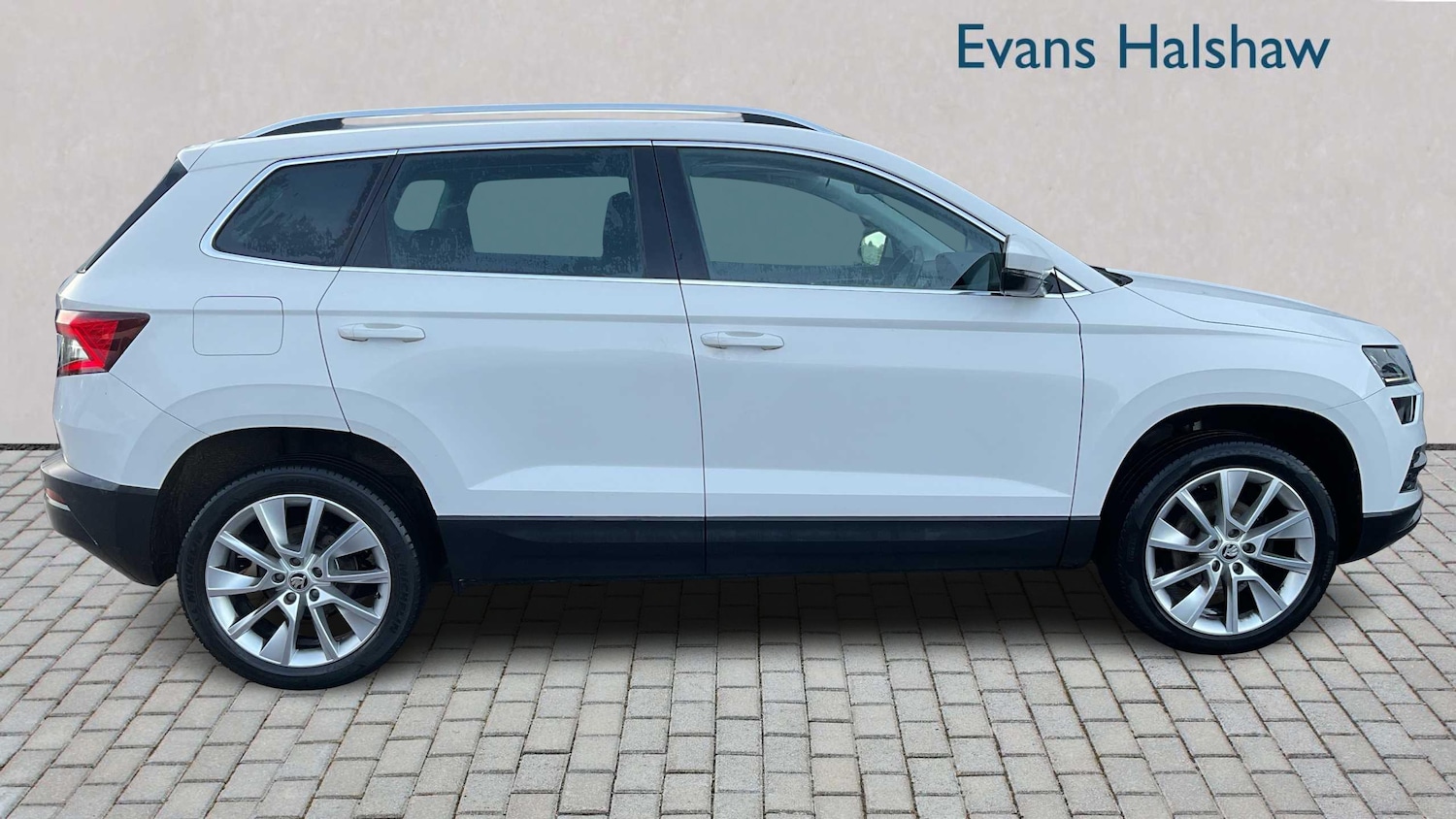 Used Skoda Karoq for sale - 76390766: Photo 3