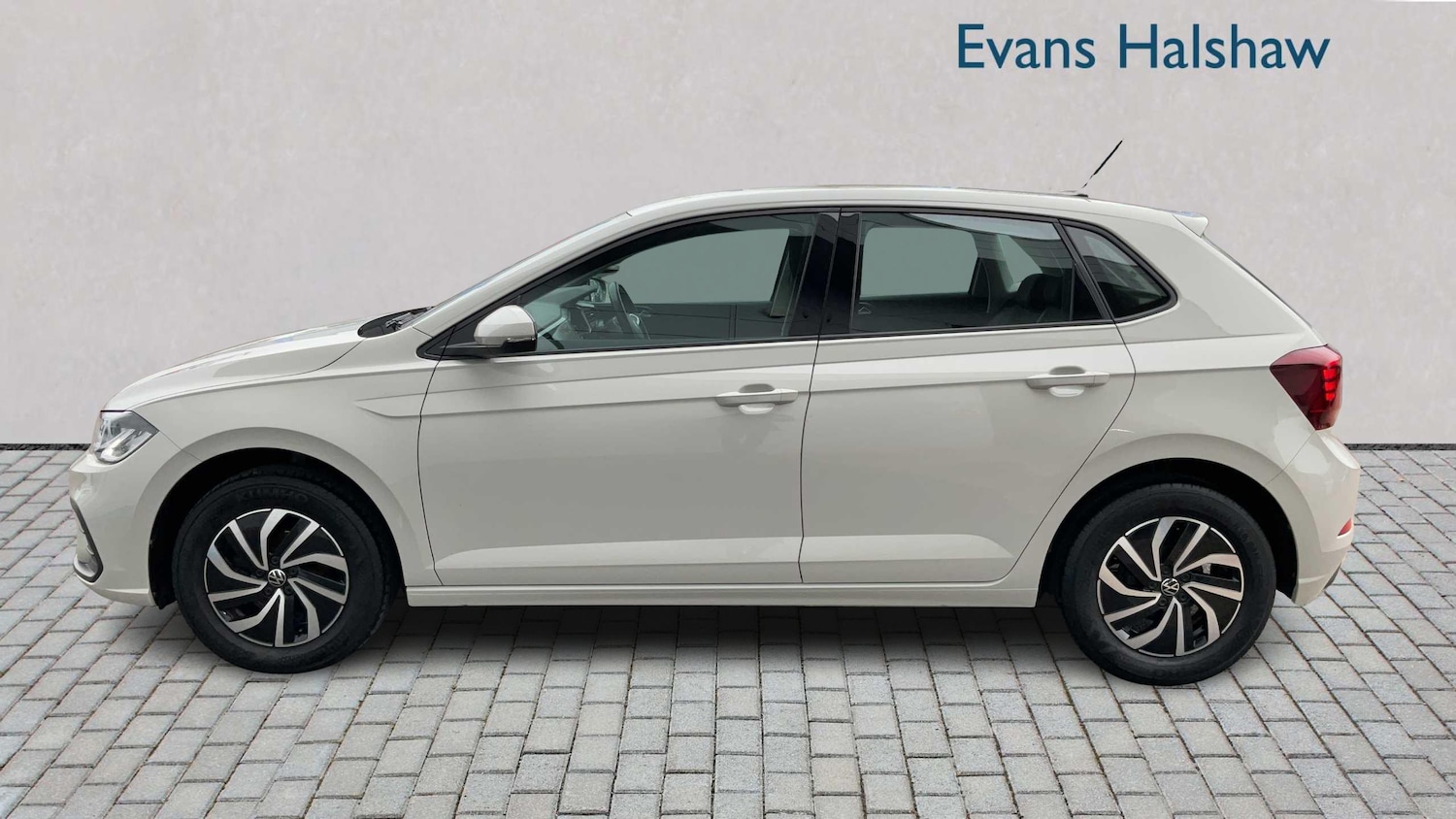 Used Volkswagen Polo 2023 for sale - 77334053: Photo 3