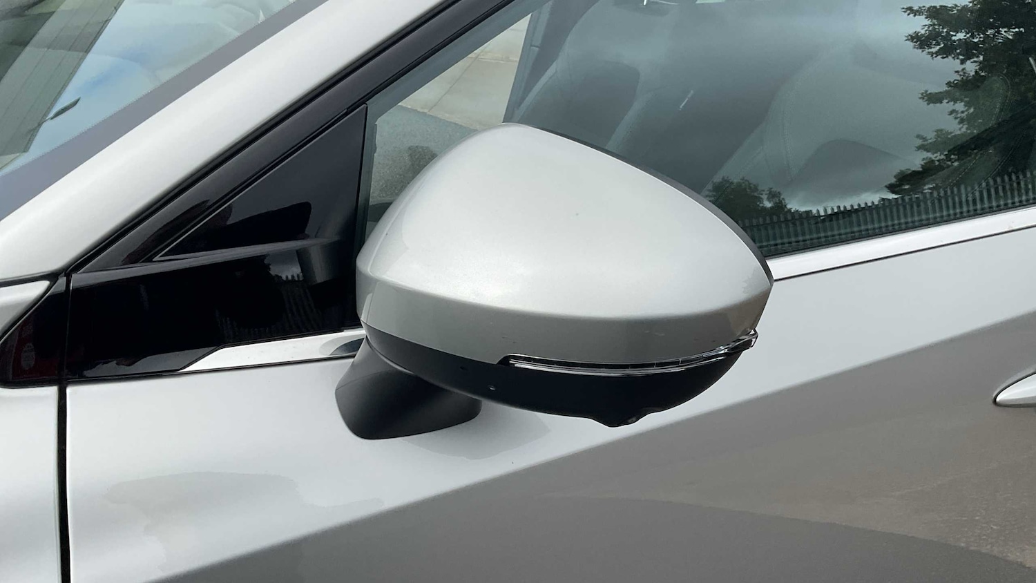 Vehicle 33