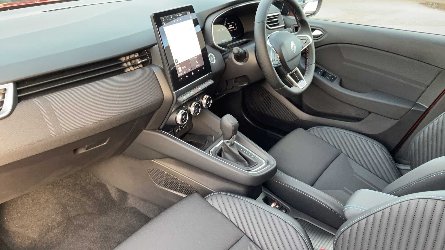 Used Renault Clio 2025 for sale - 78037453: Photo 13