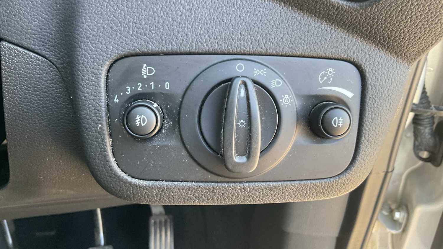 Vehicle 28