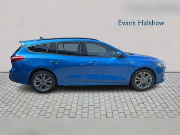 Used Ford Focus 2023 for sale - 79270851: Photo
