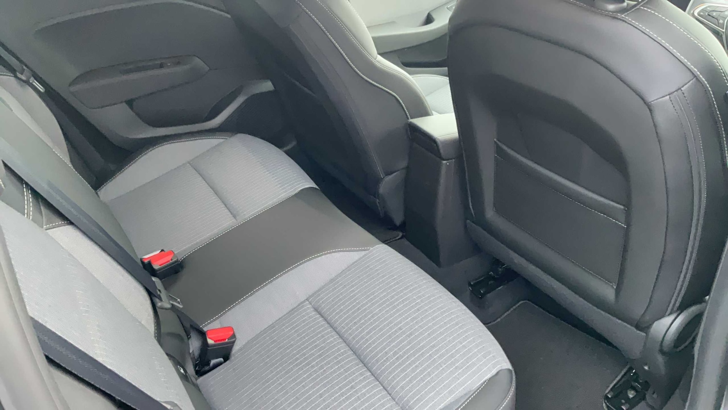 Used Renault Clio 2025 for sale - 77194363: Photo 12