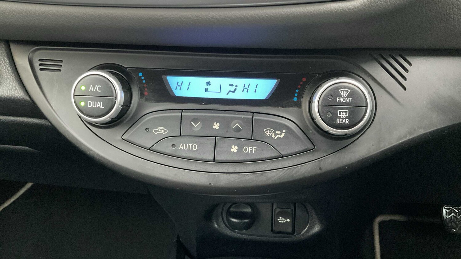 Used Toyota Yaris 2017 for sale - 76421181: Photo 16