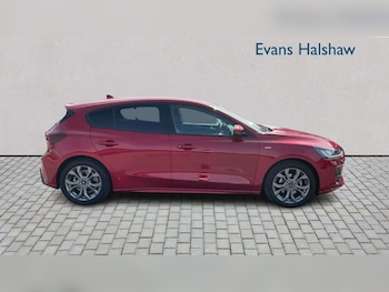 Used Ford Focus 2023 for sale - 79227394: Photo