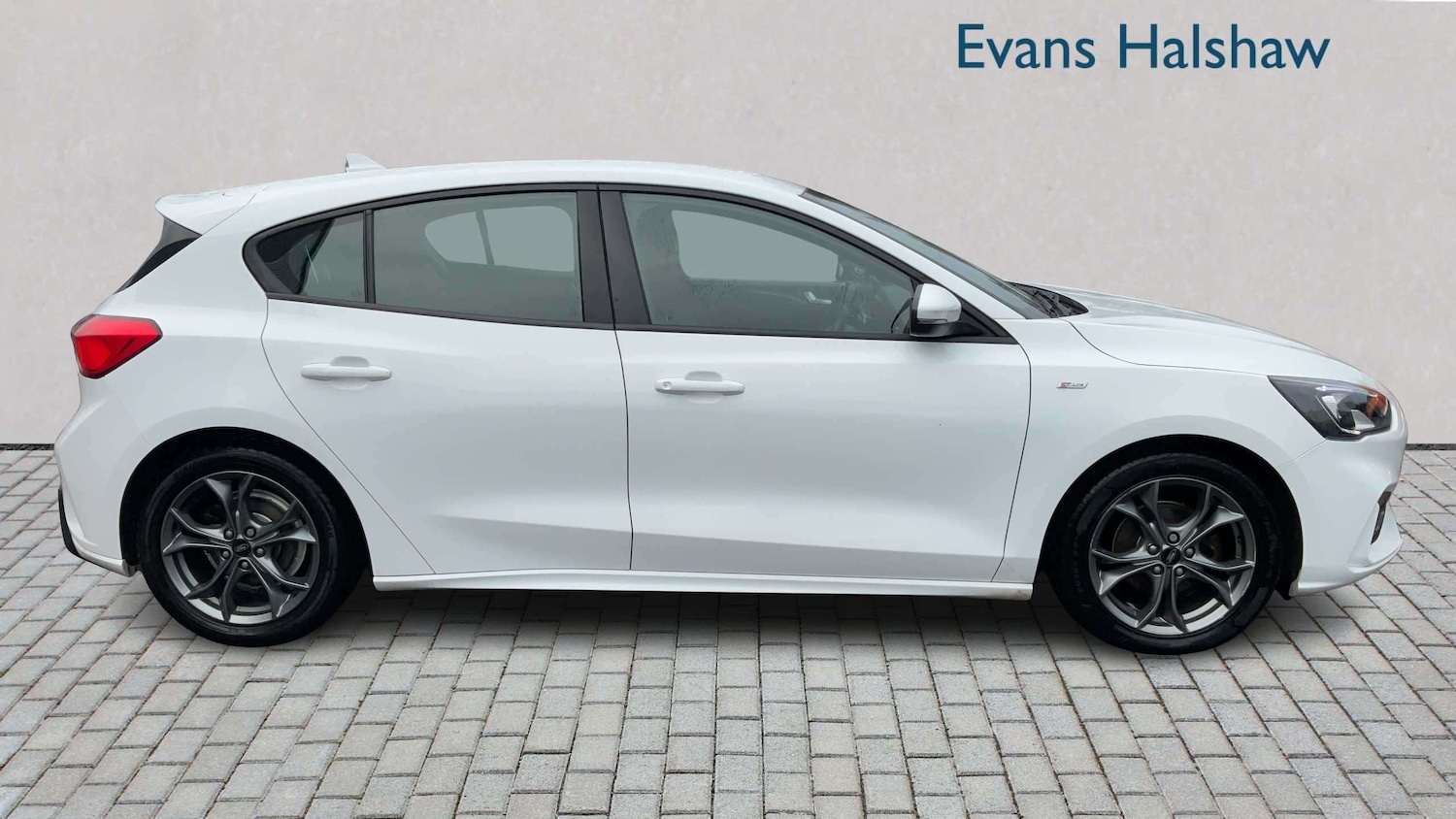 Used Ford Focus 2020 for sale - 77699011: Photo 3
