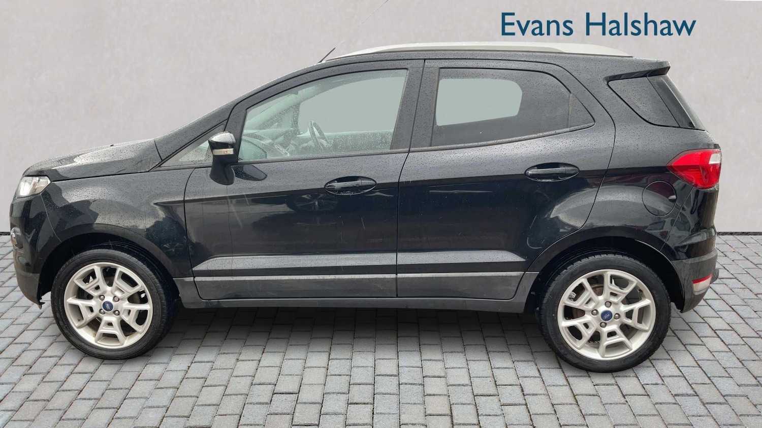 Used Ford Ecosport 2017 for sale - 77811034: Photo 3