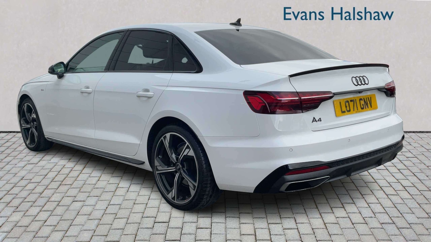 Used Audi A4 2022 for sale - 77661193: Photo 2