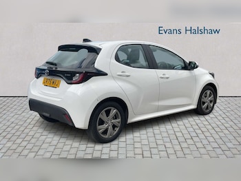 Used Toyota Yaris 2025 for sale - 78800249: Photo