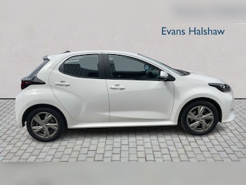Used Toyota Yaris 2025 for sale - 78800249: Photo