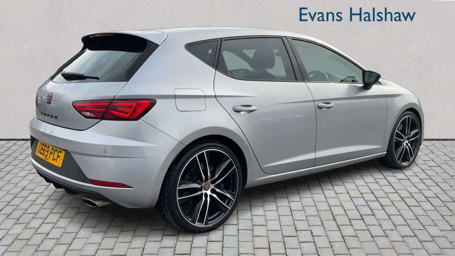 Used SEAT Leon 2019 for sale - 77858080: Photo 2