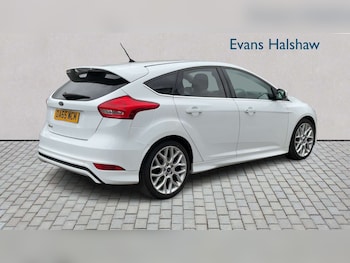 Used Ford Focus 2015 for sale - 79535544: Photo