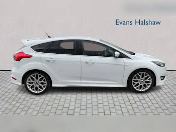 Used Ford Focus 2015 for sale - 79535544: Photo