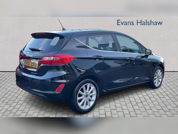 Used Ford Fiesta 2017 for sale - 77397840: Photo
